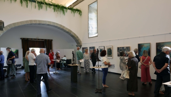 Coletivo de 13 artistas exibe as suas expressões na Sertã